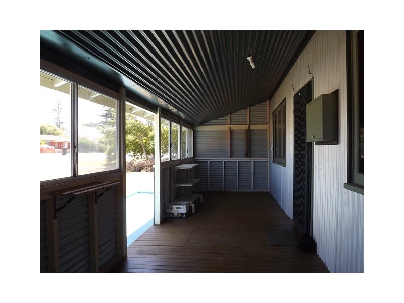 3 CHURCH STREET, Dongara WA 6525