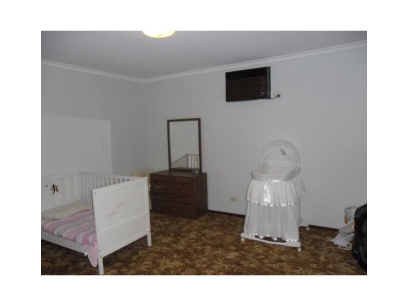 12 Williamson Street, Three Springs WA 6519