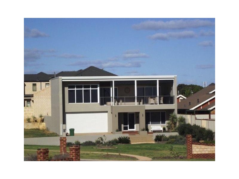 4 Marina Heights, Port Denison WA 6525