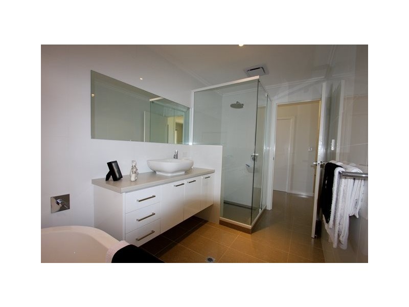 4 Marina Heights, Port Denison WA 6525