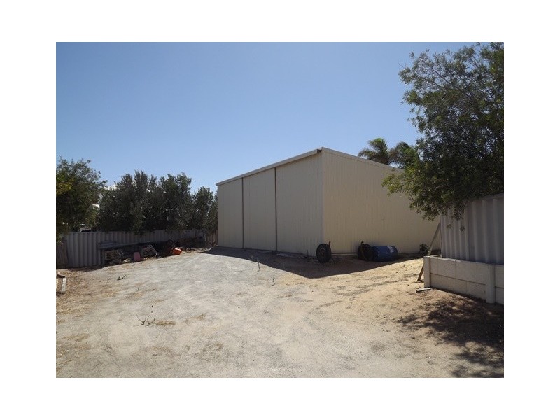 44 Ocean Drive, Port Denison WA 6525