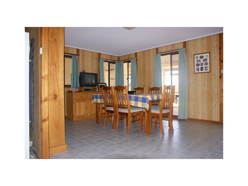 118 Acacia Road, Yardarino WA 6525