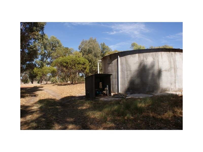 118 Acacia Road, Yardarino WA 6525