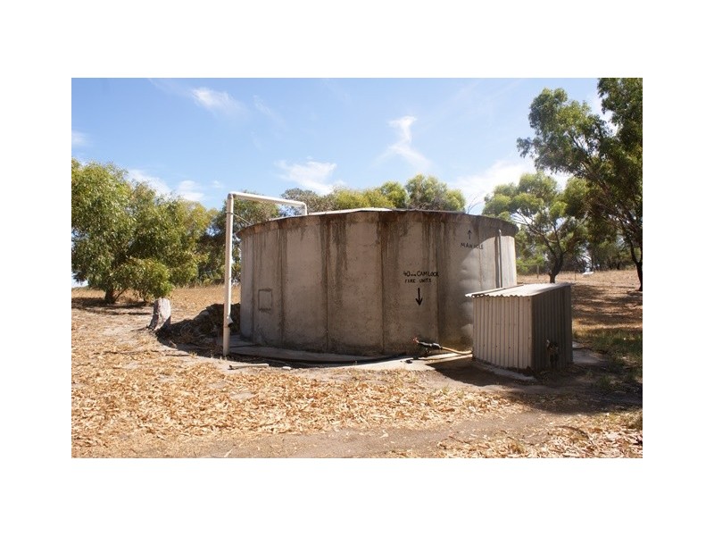 118 Acacia Road, Yardarino WA 6525