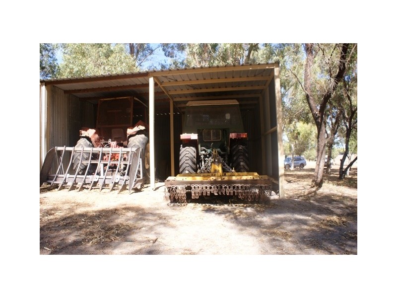 118 Acacia Road, Yardarino WA 6525