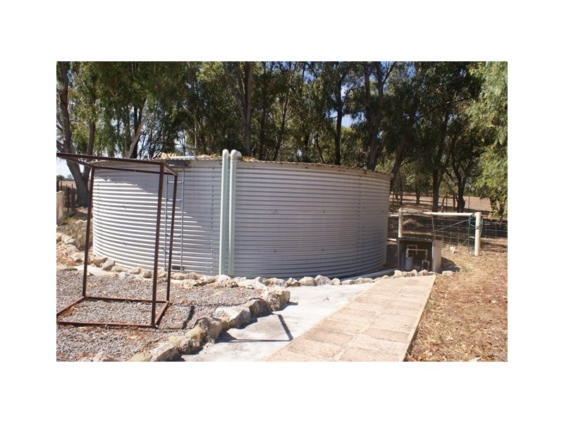 118 Acacia Road, Yardarino WA 6525