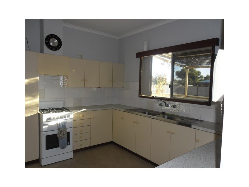 7 Bowman Street, Carnamah WA 6517