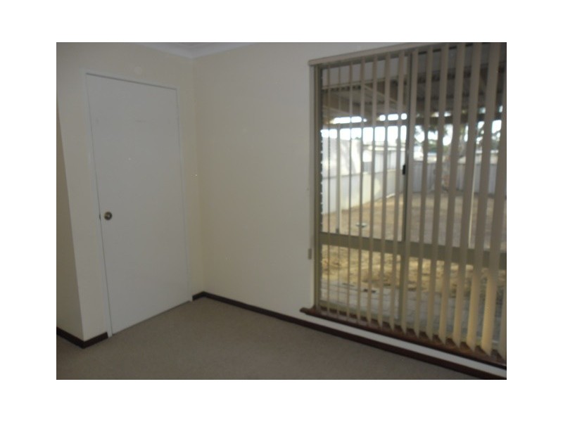 6 Robertson Street, Carnamah WA 6517