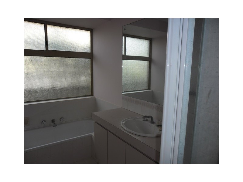 6 Robertson Street, Carnamah WA 6517