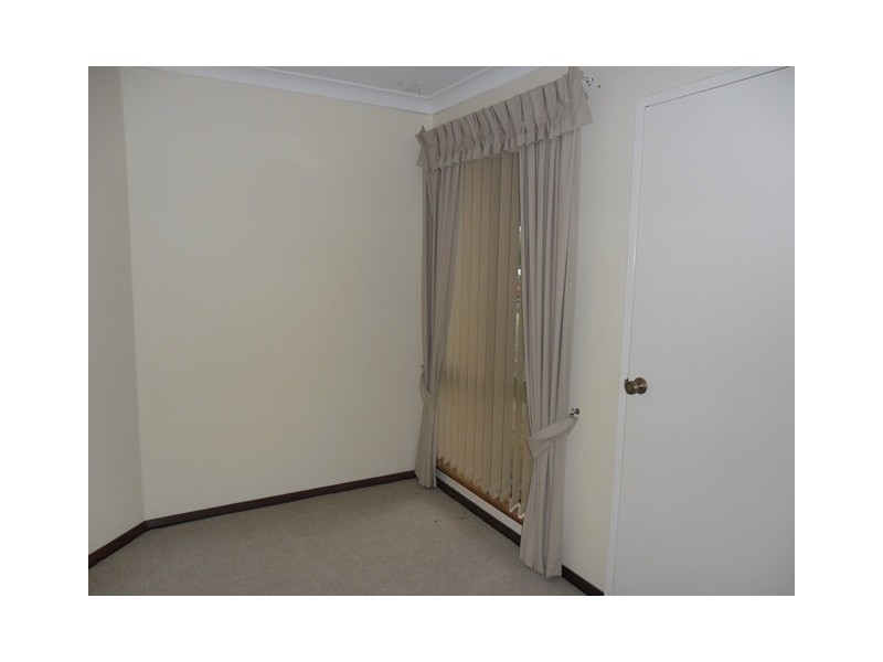 6 Robertson Street, Carnamah WA 6517