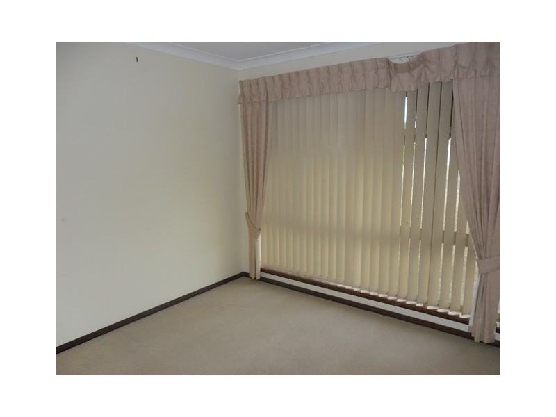 6 Robertson Street, Carnamah WA 6517