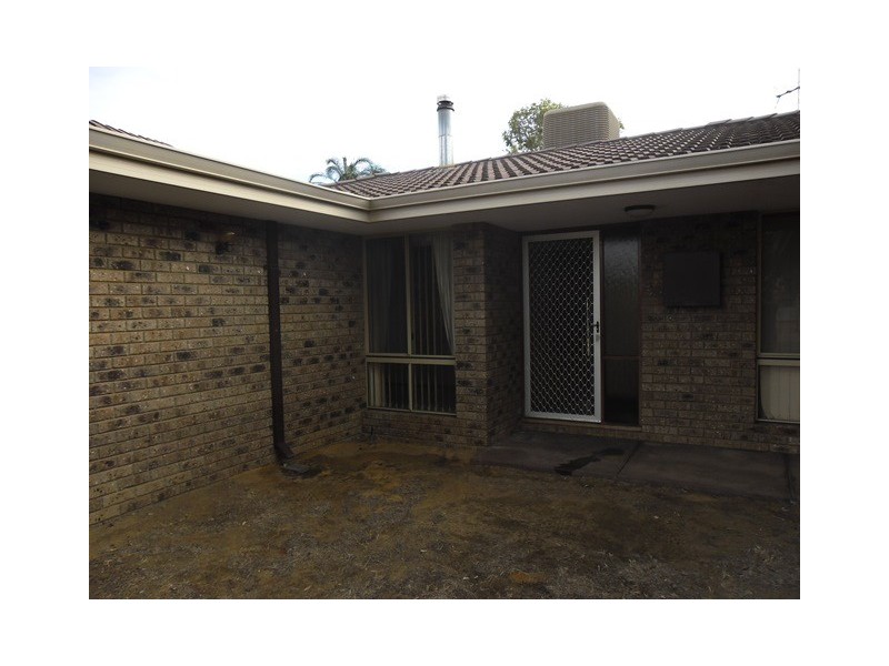 6 Robertson Street, Carnamah WA 6517