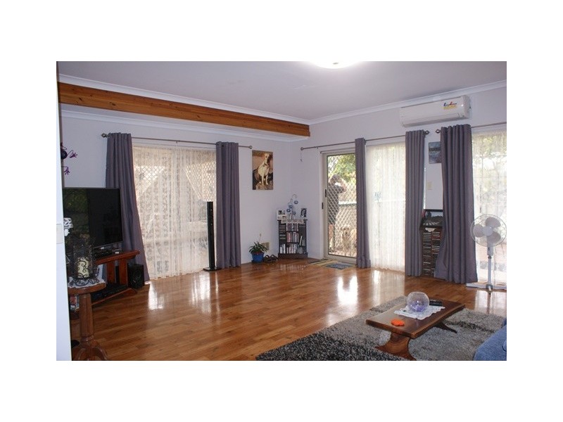 92 Tulloch Drive, Dongara WA 6525