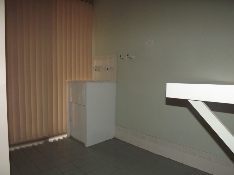 14 Massingham Place, Dongara WA 6525