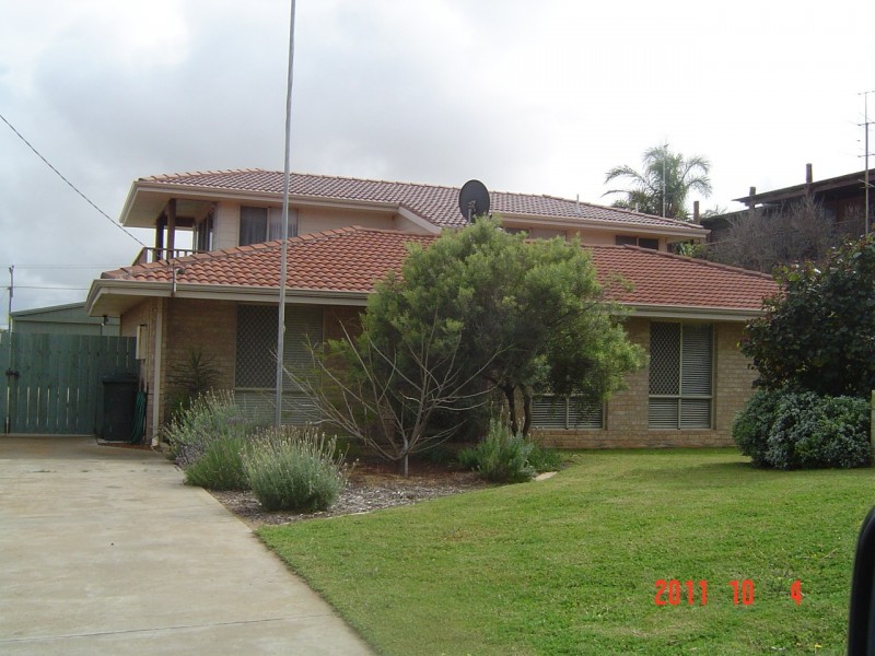 4 Hope Street, Port Denison WA 6525