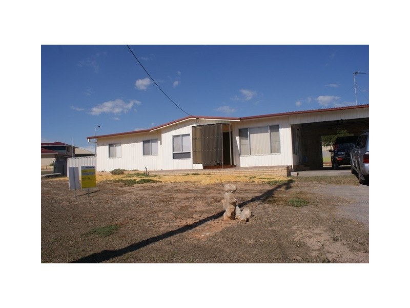 212 Point Leander Drive, Port Denison WA 6525