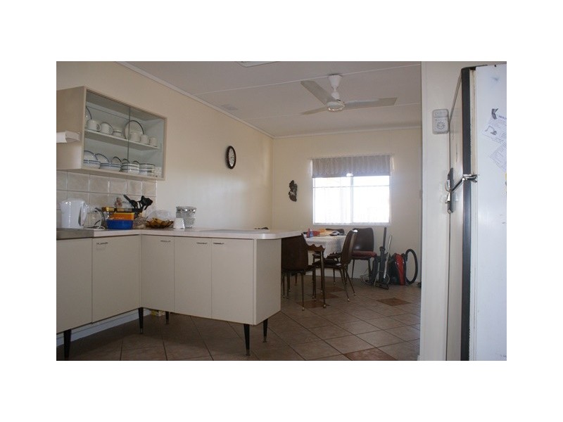 212 Point Leander Drive, Port Denison WA 6525