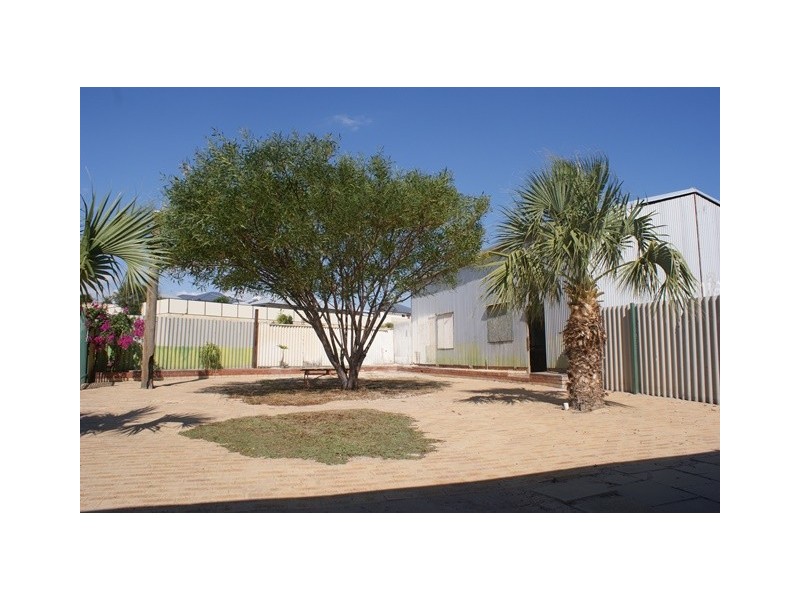 212 Point Leander Drive, Port Denison WA 6525