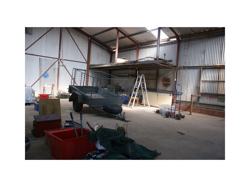 212 Point Leander Drive, Port Denison WA 6525