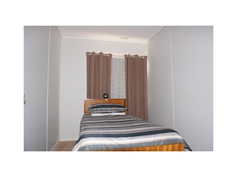 212 Point Leander Drive, Port Denison WA 6525