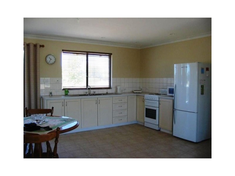 25 Honey Myrtle Close, Springfield WA 6525