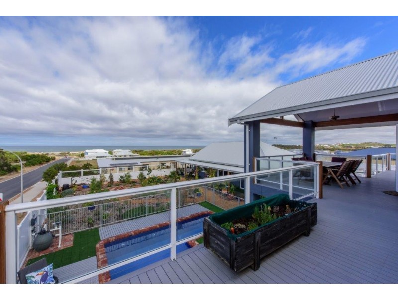 1 Benedictine Drive, Port Denison WA 6525