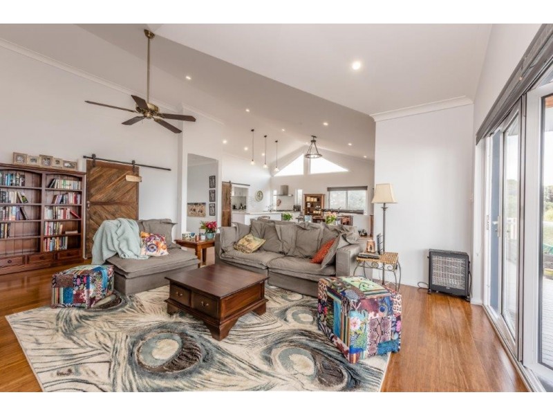 1 Benedictine Drive, Port Denison WA 6525