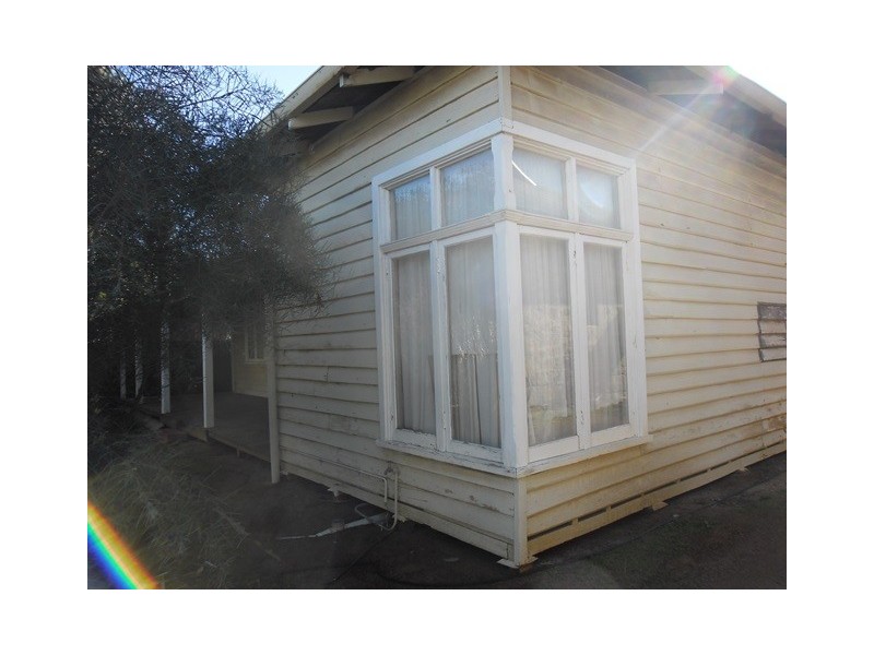 17 Robertson Street, Carnamah WA 6517