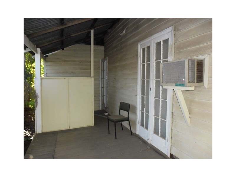 17 Robertson Street, Carnamah WA 6517