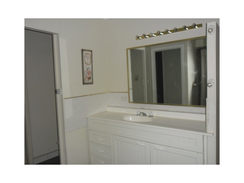 17 Robertson Street, Carnamah WA 6517