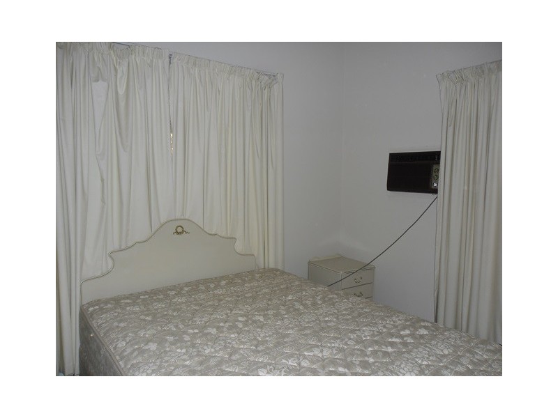 17 Robertson Street, Carnamah WA 6517