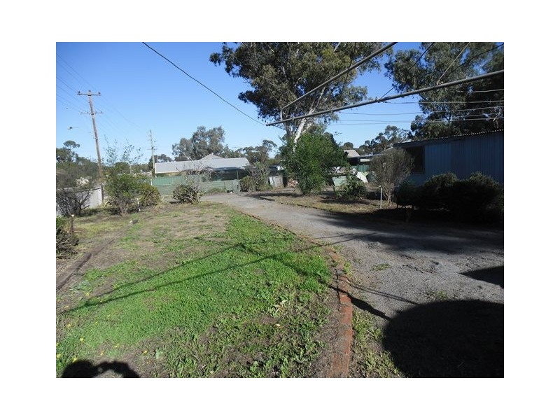 31 Caron Street, Carnamah WA 6517