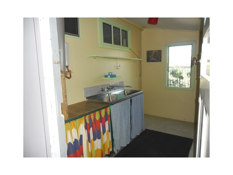 31 Caron Street, Carnamah WA 6517