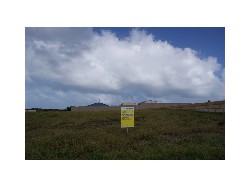 25 Premier Circle, Dongara WA 6525