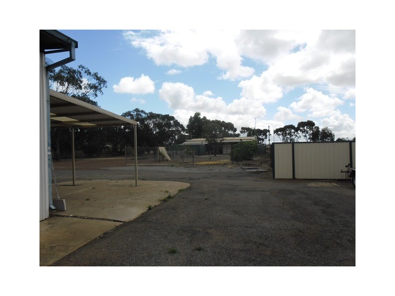 28 Christie Street, Three Springs WA 6519