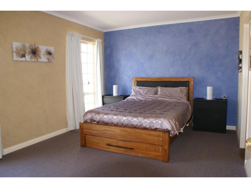 14 Bungaru Road, Port Denison WA 6525