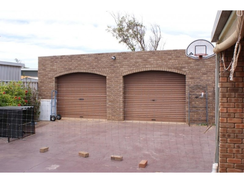 27 Clementina Road, Dongara WA 6525