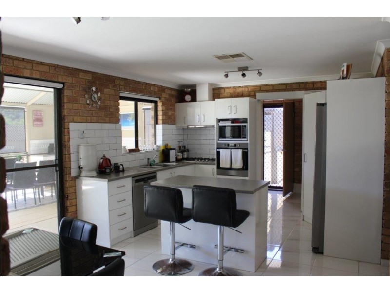 36 Dodd Street, Dongara WA 6525