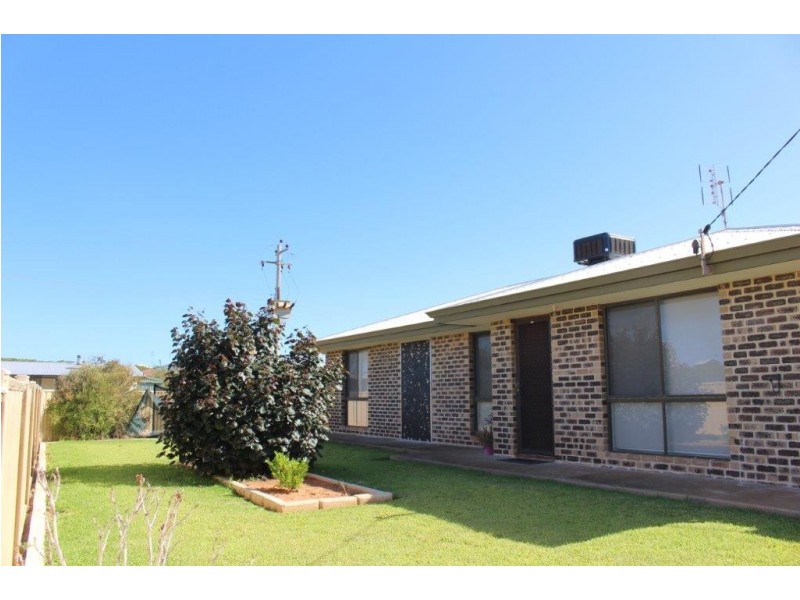 36 Dodd Street, Dongara WA 6525