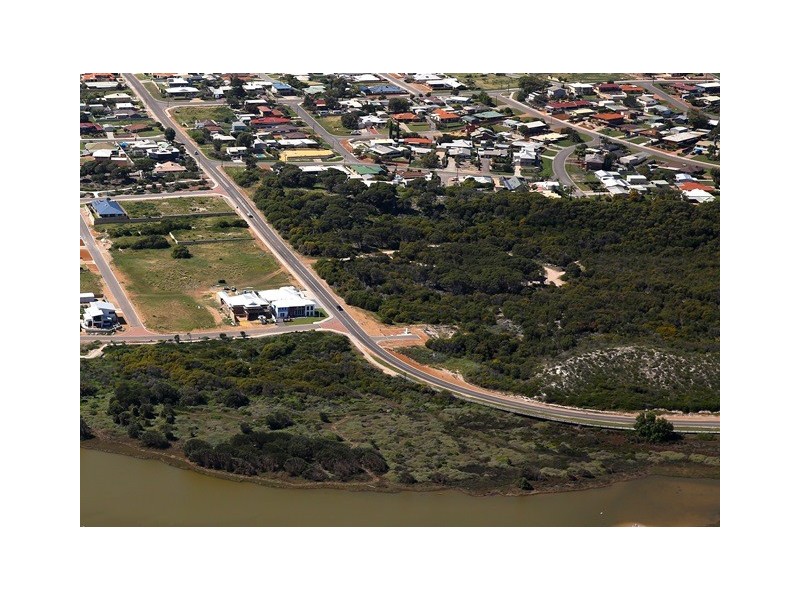 3 Cousins Street, Port Denison WA 6525