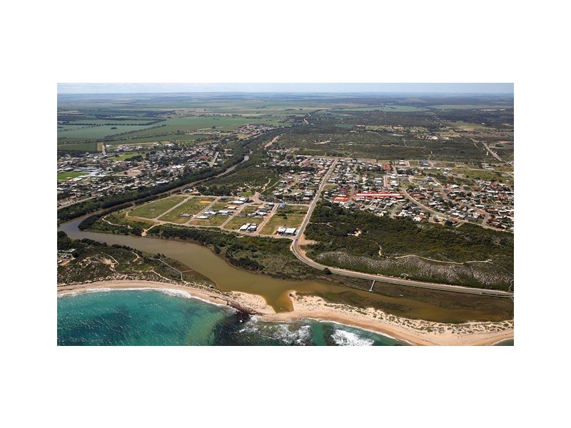 3 Cousins Street, Port Denison WA 6525