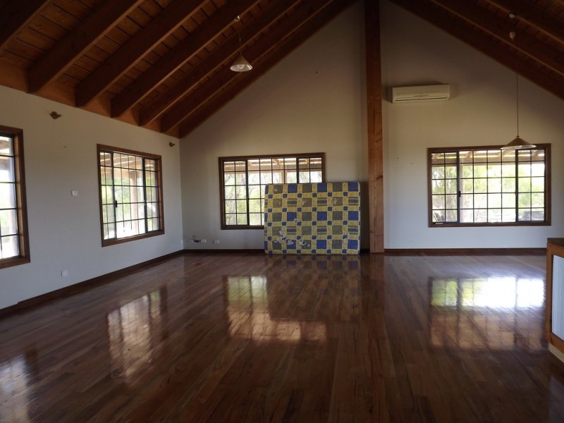 19 Francisco Road, Dongara WA 6525