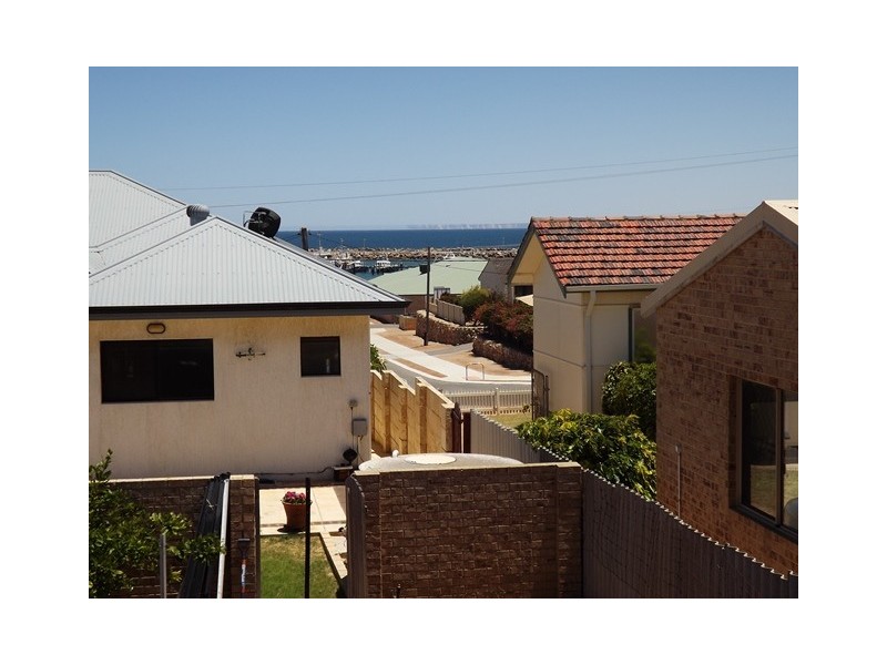 10 Whelan Street, Port Denison WA 6525