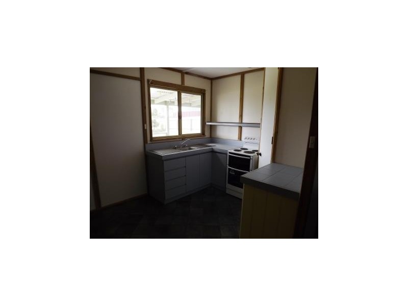 8 Richardson Road, Port Denison WA 6525