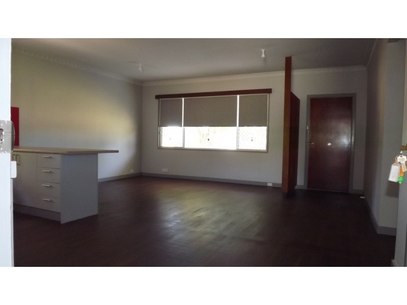 140 Point Leander Drive, Port Denison WA 6525