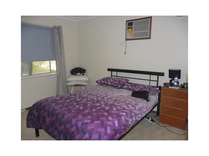 15 Slaughter Street, Three Springs WA 6519