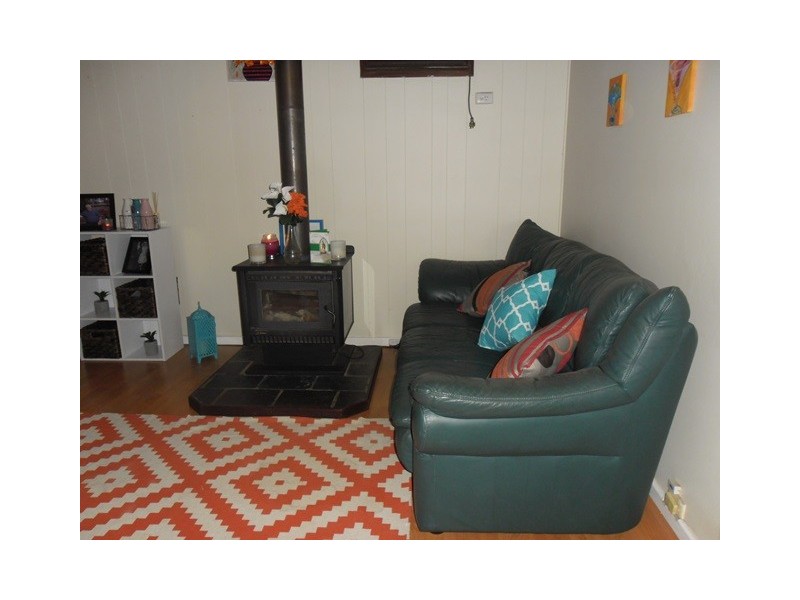 15 Slaughter Street, Three Springs WA 6519