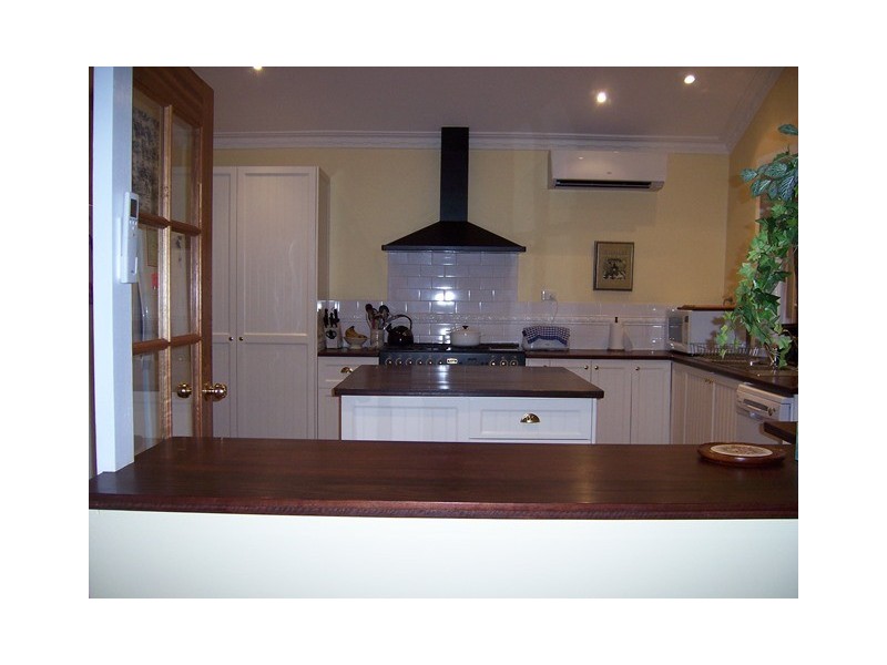 19 Waldeck Street, Dongara WA 6525