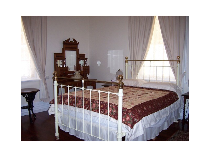 19 Waldeck Street, Dongara WA 6525