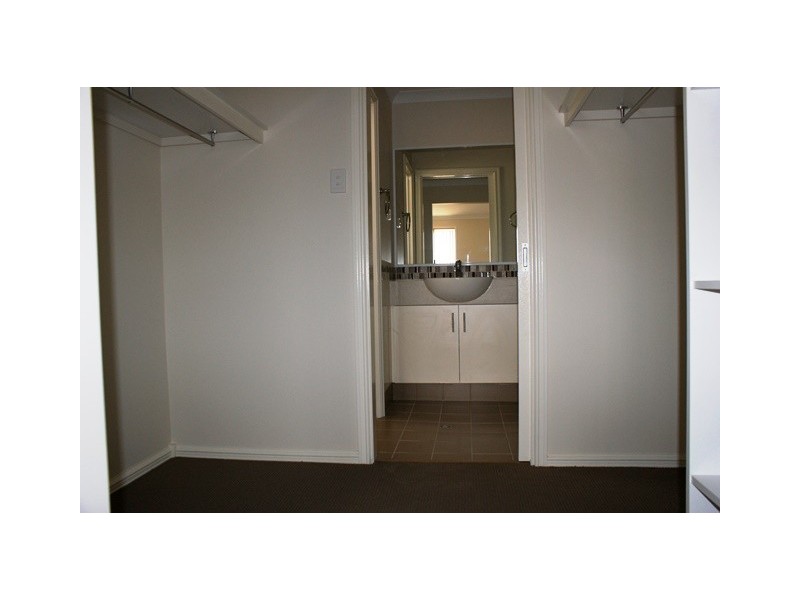 16 Bayliss Road, Dongara WA 6525